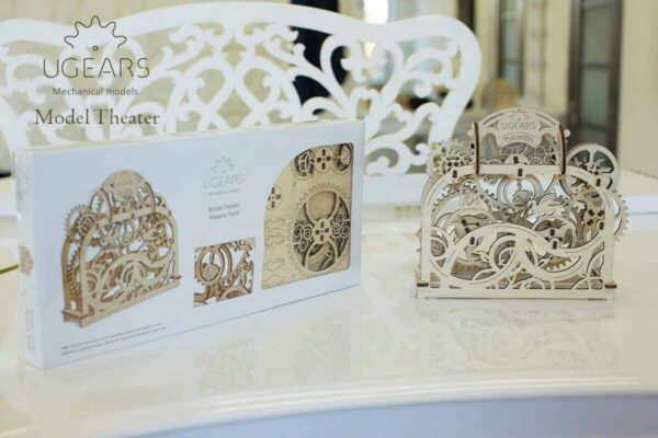 UGEARS Theater - mechanischer Holzbausatz – Bild 3