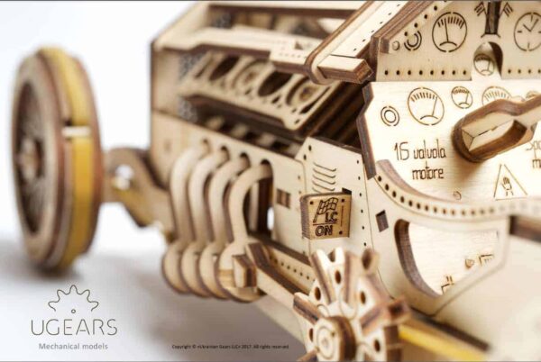 UGEARS U-9 Grand Prix Rennwagen - mechanischer Holzbausatz – Bild 4