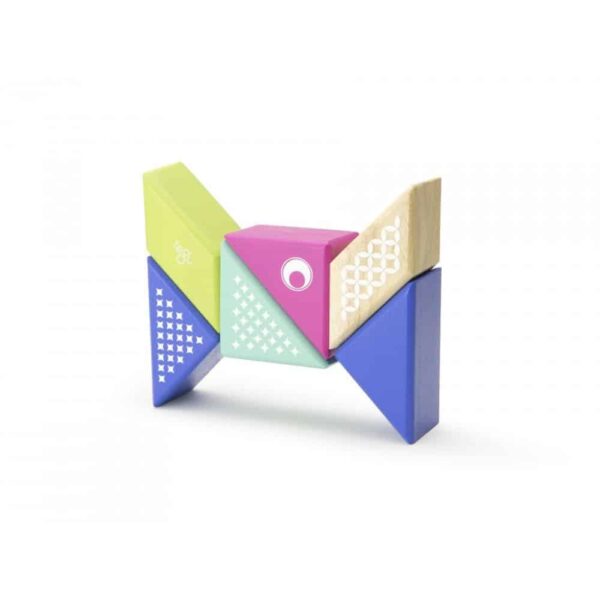 tegu-travel-pals-hummingbird (3)