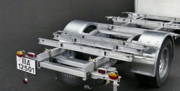 CMC Mercedes-Benz LO 2750 Truck