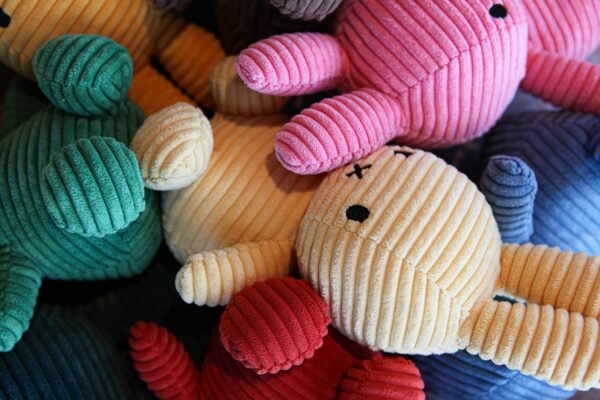 Miffy Cord-Plüschfigur 23 cm – Bild 4