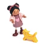 Tender Leaf Toys Ayana mit Katze