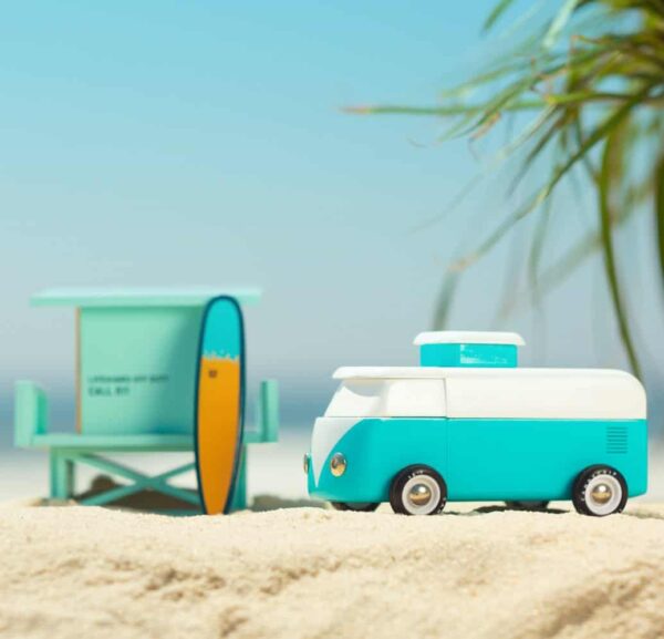 Candylab Beach Bus - Ocean