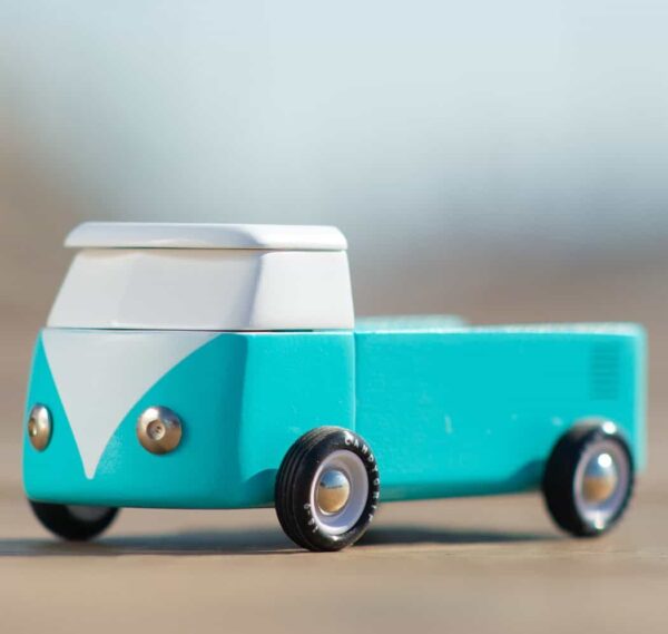 Candylab Beach Bus - Ocean