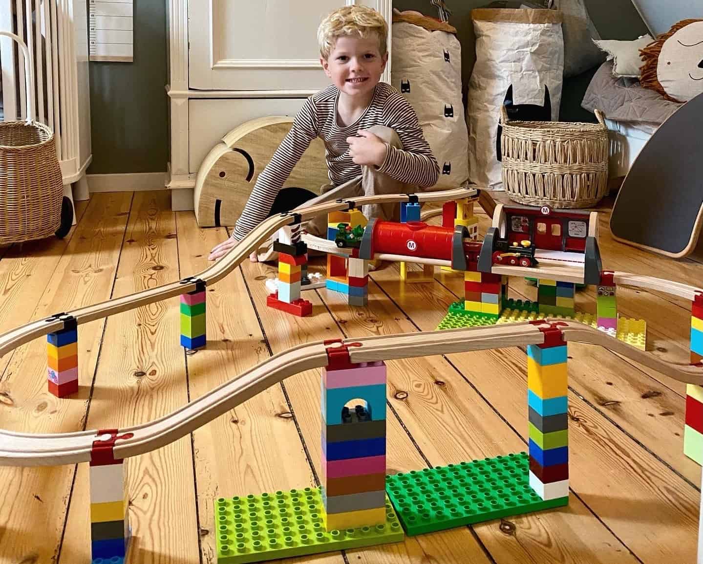 Toy2 Schienenverbinder