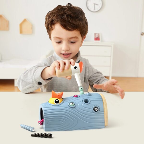 TOPBRIGHT-1210912022-FÜTTER DEN SPECHT