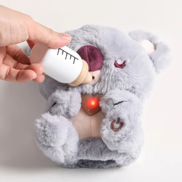 1212002024-Topbright Care Pets Baby Koala – Rollenspiel & Kuscheltier für Kinder