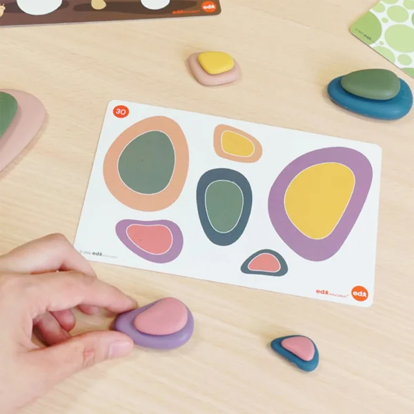 Edx Education – Rainbow Pebbles Family Art Colours